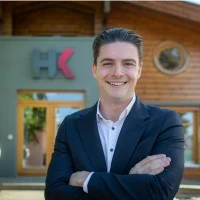 Referenzkunde_Lucas_Kettelake Lucas Kettelake, Geschäftsführender Gesellschafter der HK Consulting GmbH & Co. KG